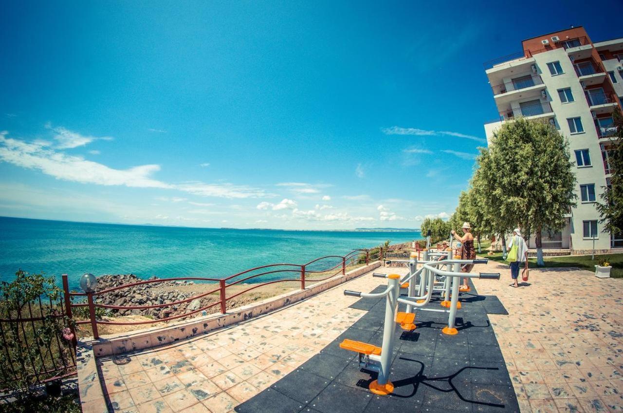 Panorama Marina Fort Beach - Premium Apartments Sea Viev Sveti Vlas Exterior photo